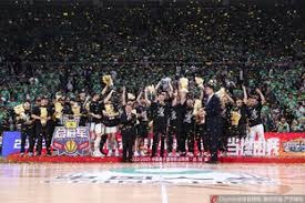 李毅祝福邵佳一：希望大家能多给本土教练一些宽容和时间